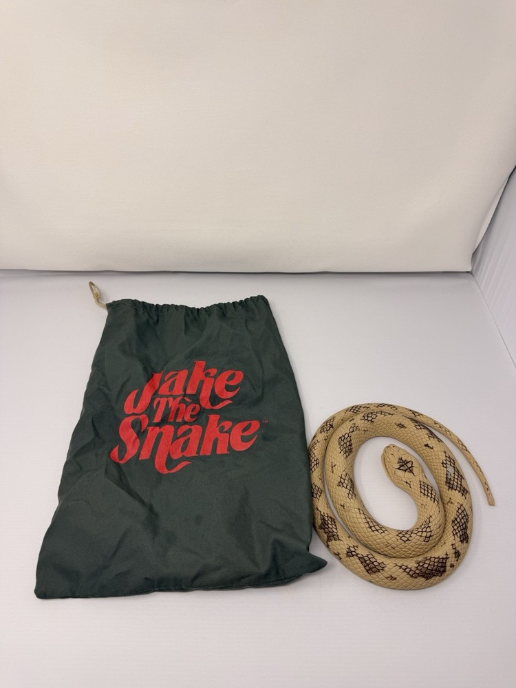 Damien Pet Snake w/ Bag Jake the Snake Roberts WWF Wrestling 1991 Hasbro Vintage