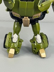 Hasbro Transformers Prime 2011 First Edition Voyager Class Bulkhead