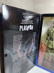 Platoon Action Figure – Charlie Sheen as Pvt. Chris Taylor 12” – Sideshow Toy