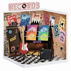 MGA’s Miniverse – Record Shop