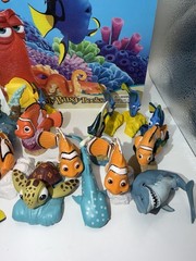 Lot Of 21 Finding dory Pvc Lot & Playmat & Book Nemo Disney Store Busy Book