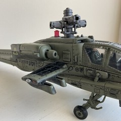 Unimax Forces of Valor Apache Attack Helicopter AH-64A Diecast 1:48 Action Ser
