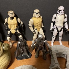 VTG Star Wars Lot Figures & Misc Star Wars Weapons Metal Plastic PVC Rubber GUC