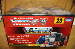 TRANSFORMERS ENCORE 23 HEADMASTER FORTRESS MAXIMUS TAKARA TOMY *BRAND NEW*