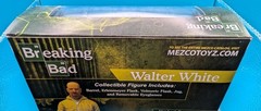BREAKING BAD Walter White Los Pollos Hermanos 2013 Con Exclusive Mezco Figure