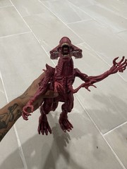 Alien Queen 12″ Action Figure Walmart 2019 Exclusive Lanard Xenomorph Red