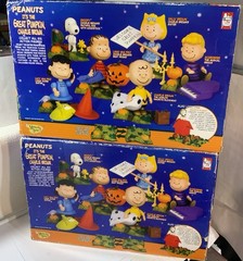 2 Peanuts Memory Lane It’s The Great Pumpkin Charlie Brown 2002 Incomplete