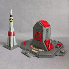 Soviet Nuclear Missile Model 18cm 3D Printed Command Conquer Red Alert Toy Figur