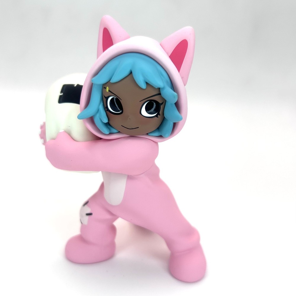 POP MART x Lil Peach Riot Sleepover Series Frankie-Pillow Fight Confirmed Figure