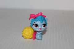 Disney Palace Pets Whisker Haven Miniature figure Thistleblossom Snow White