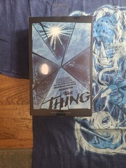 THE THING POSTER SERIES LIGHT UP FIGURE NECA NEW & MINERAL WASH NAVY BLUE SHIRT