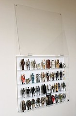 Collectors Showcase – Premium Display Case for 3-3/4″ Star Wars Figures – T3MS