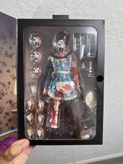 NECA – Terrifier 2 Thanksgiving Special – Ultimate Art the Clown – NIB