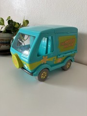 Scooby Doo Toy Van The Mystery Machine Hanna Barbera Fold Open with Figure Fred