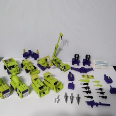 Vintage G1 Devastator mostly complete with extras (read)