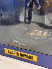 Fallout (TV Series) Cooper Howard Vault-Tec Suit 8″ New Sealed + Metal Sign
