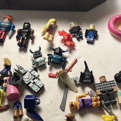 Huge! 50+ Roblox Action Figures & Accessories Collectors Carry Case – Mixed Lot
