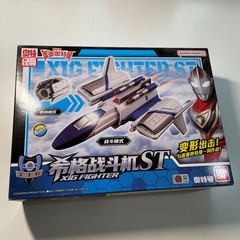 Ultraman Gaia XIG Fighter ST. Vehicle. Action Figure. BANDAI.