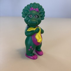 Barney the Dinosaur Baby Bop 4.5” Figure with Yellow Blanket Lyon’s Group 90’s