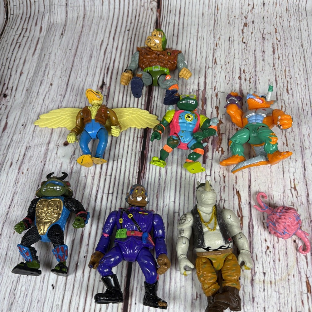 Vintage Lot Of 8 TMNT Action Figures 1990’s Turtles