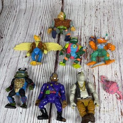 Vintage Lot Of 8 TMNT Action Figures 1990’s Turtles