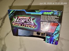 Comic Universe Tarn (Voyager Class) Transformers Legacy Evolution NIB