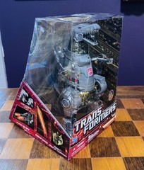 2009 Open Box Transformers Masterpiece Grimlock Toys-R-Us Exclusive New Sealed