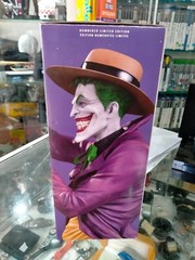 DC COLLECTABLES DC DESIGNER SERIES THE JOKER BRIAN BOLLAND IN BOX – 4490 OF 5000