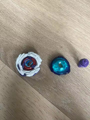 Meteor Dragoon 3-70J Beyblade X Starter UX-17
