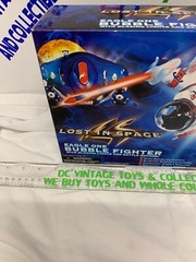 NIB Trendmasters, Inc.1997 LOST IN SPACE Eagle One Bubble Fighter #08334