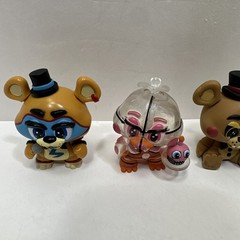 FIVE NIGHTS AT FREDDY’S LOT OF 3 FUNCO VARIOUS YEARS