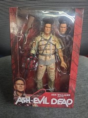 Ash vs Evil Dead – 7” Scale Action Figure – Series 2 Ash Williams (Asylum)