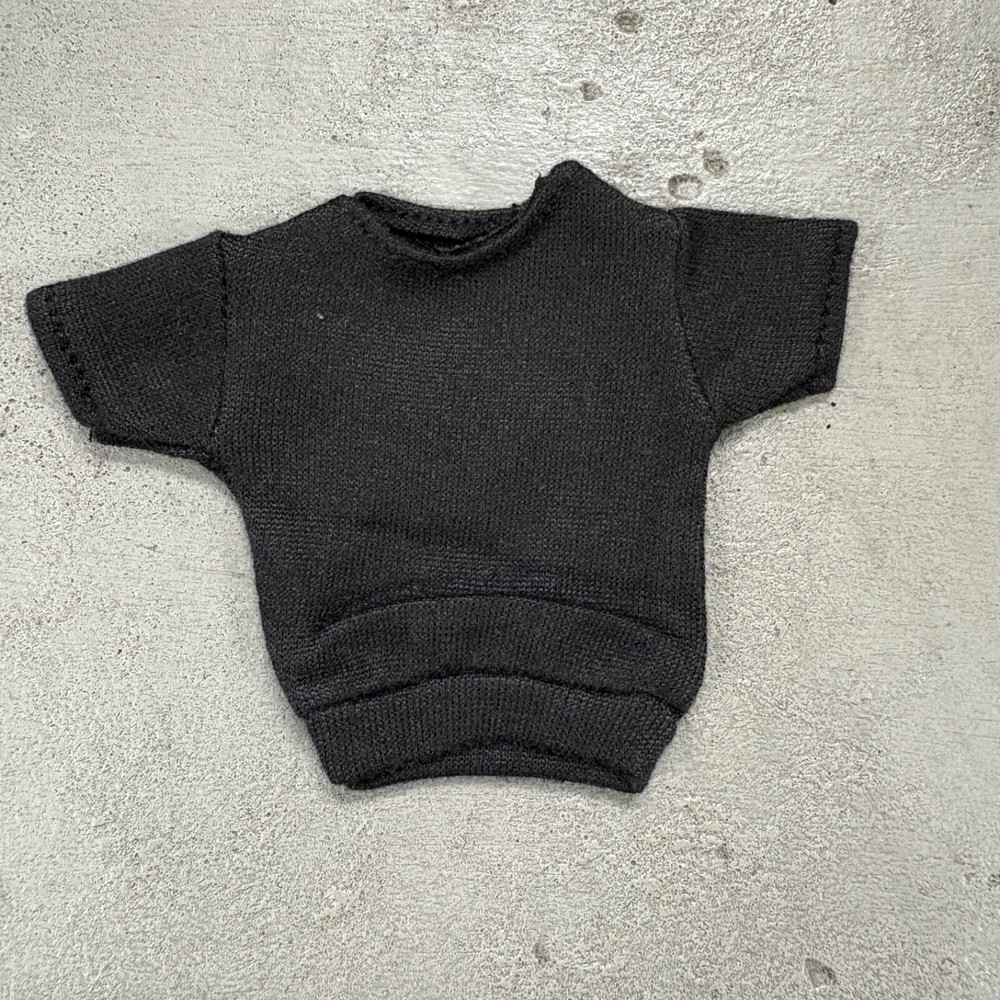 SU-RG-SL-BK-L: 1/12 Black T-Shirt for 6″ muscular action figure body
