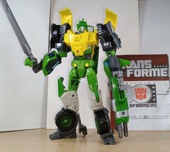 Transformers Springer Figure – Generations Thrilling 30