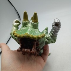 Stone Hurling Beast Triceratops Trendmasters Extreme Dinosaurs KO Vintage