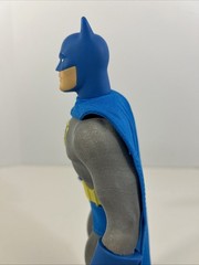 1996 Kenner FAO SCHWARZ Exclusive 12″ Batman Figure (History of Batman 3-Pack)