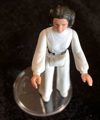 1977 PRINCESS LEIA • LT BROWN VINTAGE CAPE • COMPLETE • VTG KENNER STAR WARS