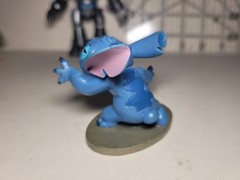 Disney Store Exclusive Lilo & Stitch Alien Experiment Figures