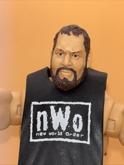 WWE MATTEL BASIC BIG SHOW SURVIVOR SERIES HERITAGE 2 WRESTLING FIGURE 2011 RARE