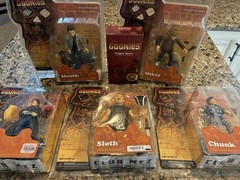The Goonies Complete Set Of 5 Mezco Figures W Bonus Copper Bones
