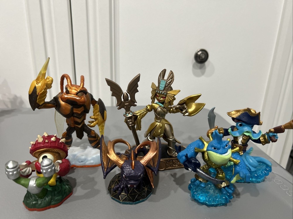 Lot of 6 Skylanders Action Figures Spyro’s Adventure Giants Swap Force