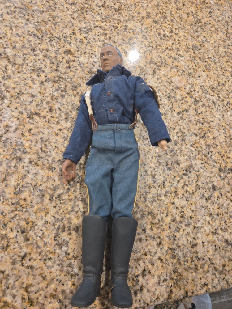 1/6 Union Cavalry Soldier – Fully Jointed – Blue Jacket & Stripe Pants