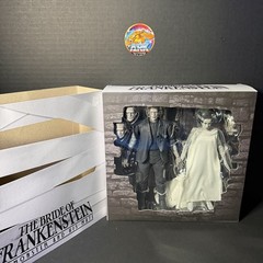 NIB – NECA Limited Ed. The Bride Of Frankenstein The Monster and His Mate 2 Pack