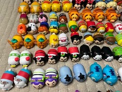 HUGE Lot of 138 Disney Tsum Tsum Vinyl Mini Figures Stackable MULTI SIZE