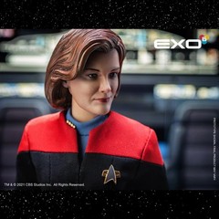 EXO-6 Star Trek Voyager Captain Kathryn Janeway 1/6 Scale Figure Kate Mulgrew