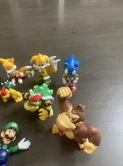 Mixed Video Game Figure Lot: Super Mario Sonic The Hedgehog Donky Kong Bowser