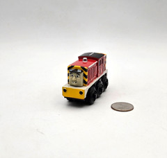 Thomas & Friends Wooden Railway Train Tank Engine 2005 Battery Powered Salty GUC