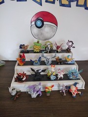 Officially licensed RARE Pokemon figurines, lot of 20 😀