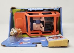 Bluey Heeler Family Road Trip 4WD Vehicle Playset | Includes Mum