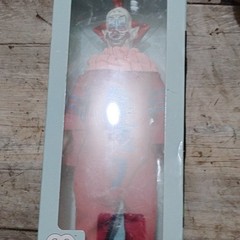 Mego Killer Klowns Slim 8″ Action Figure – Red (63118)